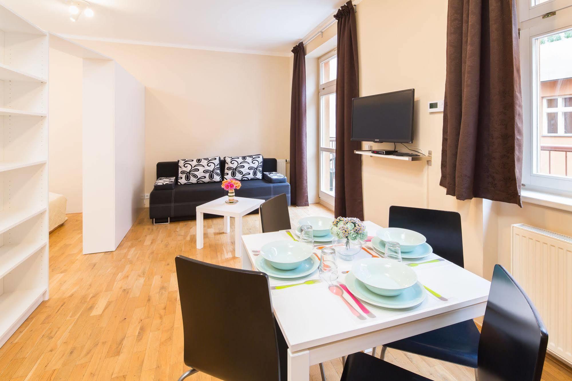 Picasso Apartments Prague Ngoại thất bức ảnh