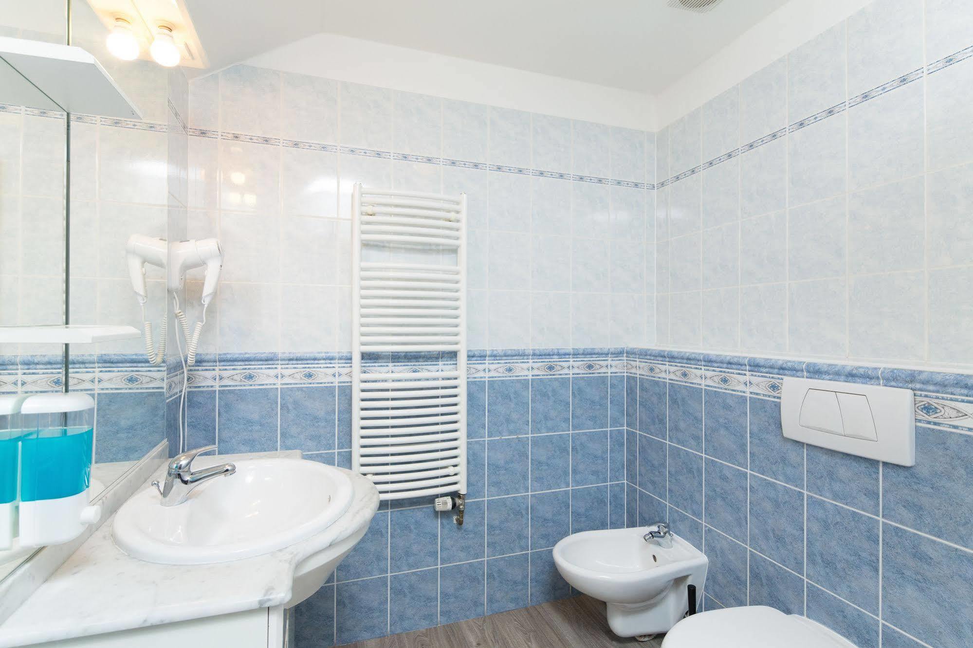 Picasso Apartments Prague Ngoại thất bức ảnh